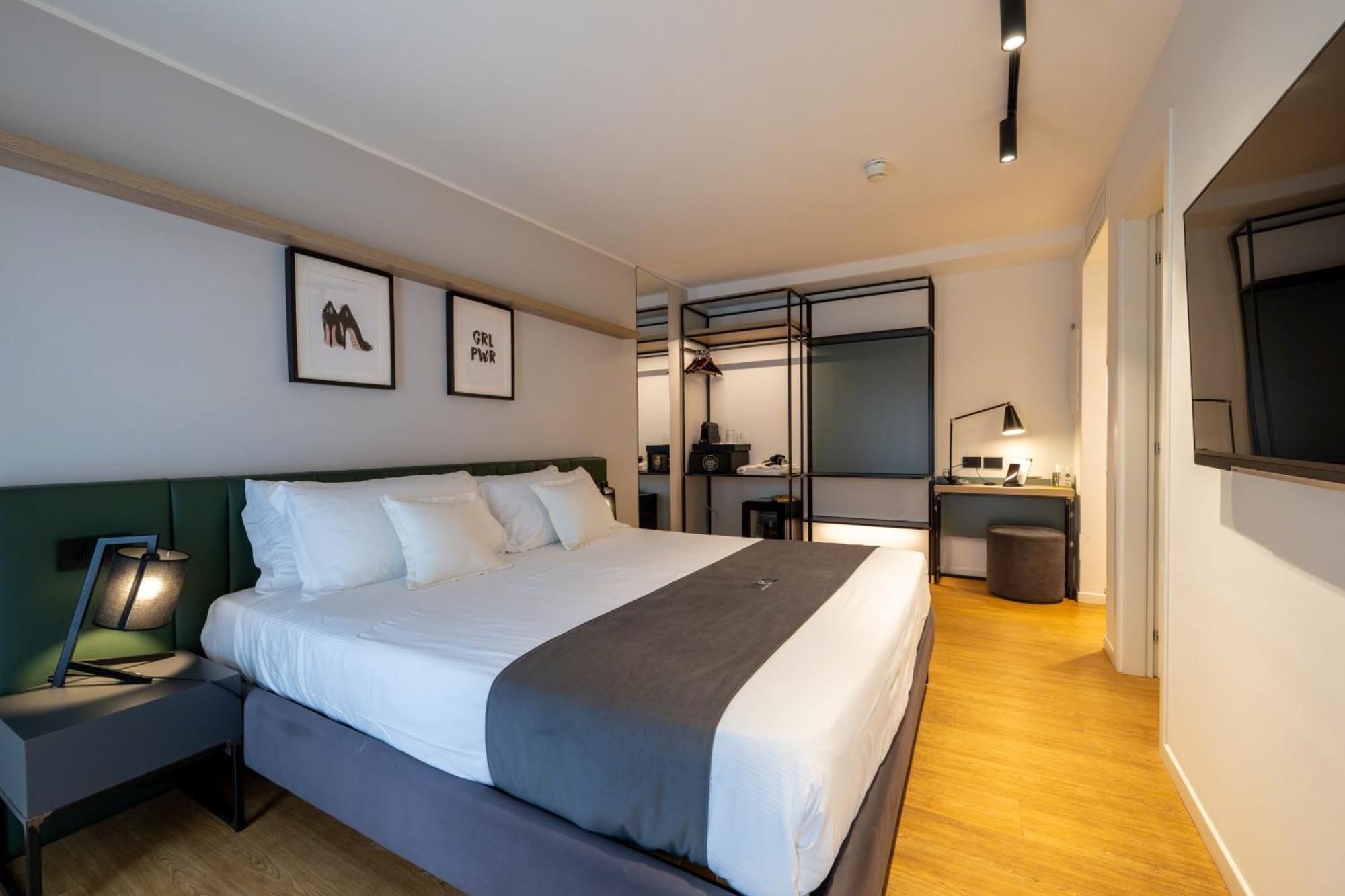 Meg Lifestyle Hotel & Apartaments Річчоне Екстер'єр фото